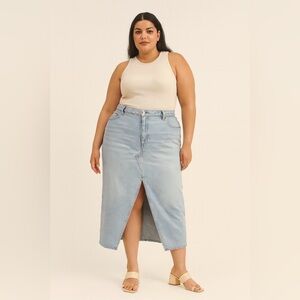 American Eagle Outfitters Light Blue Low Rise‎ Denim Skirt Sz. 16